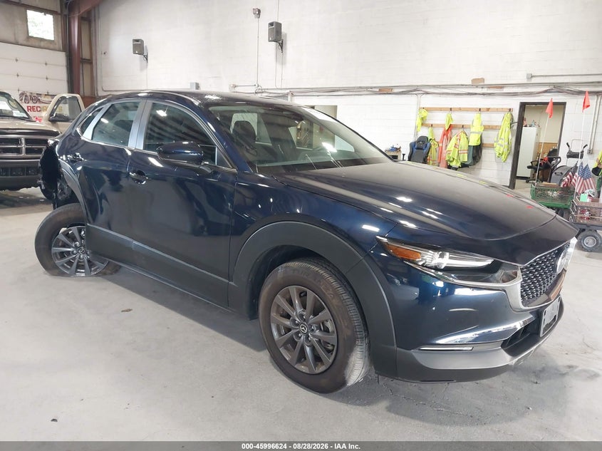 Photo of the 2024 MAZDA CX-30 2.5 S