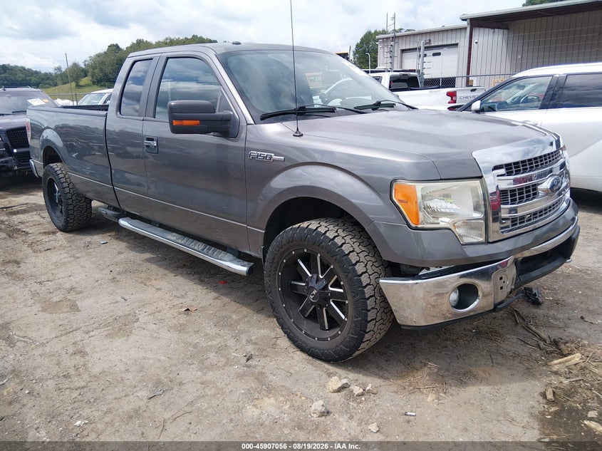 Photo of the 2014 FORD F-150 XLT