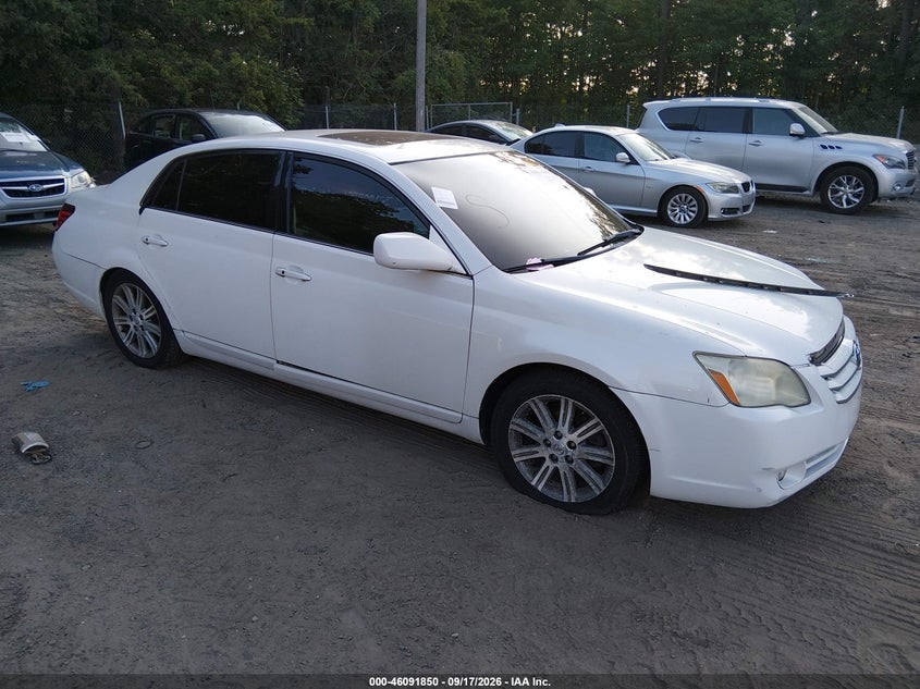 Photo of the 2005 TOYOTA AVALON LIMITED