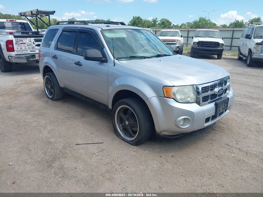 Photo of the 2010 FORD ESCAPE XLT