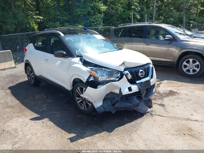 Photo of the 2020 NISSAN KICKS SV XTRONIC CVT