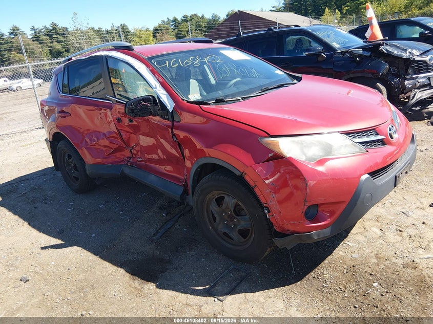 Photo of the 2015 TOYOTA RAV4 LE