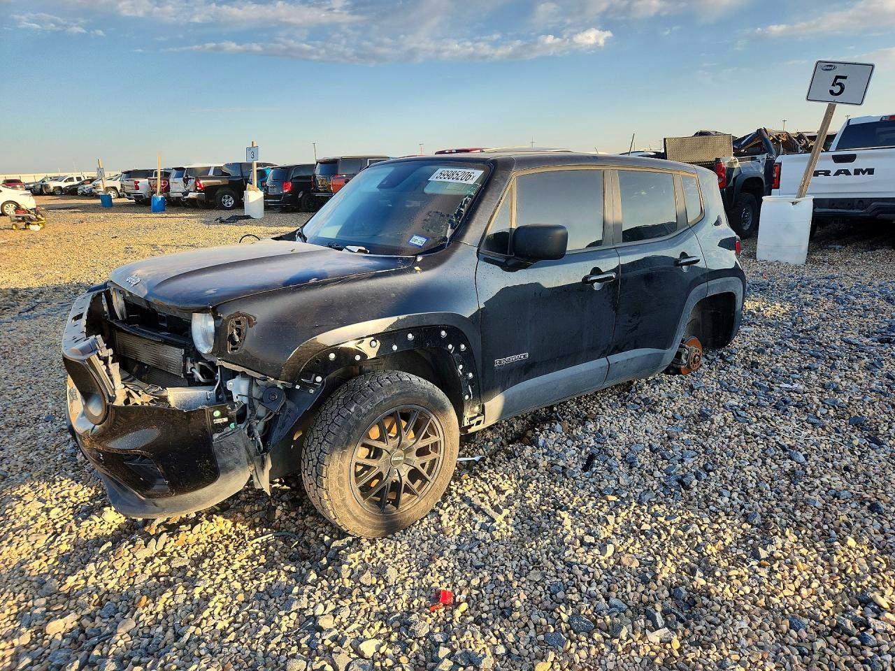 Photo of the 2021 JEEP RENEGADE SPORT