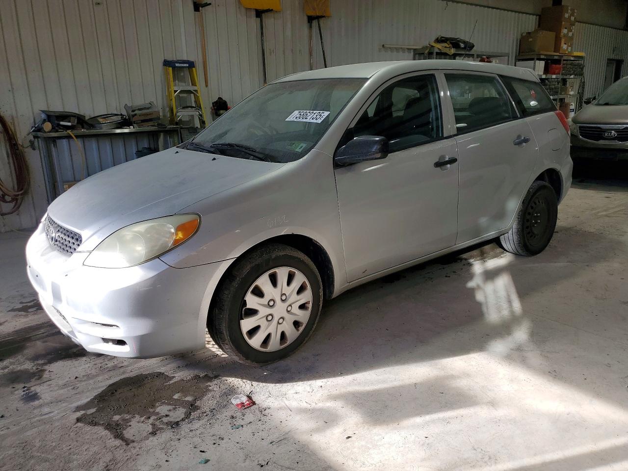 Photo of the 2004 TOYOTA COROLLA MATRIX XR