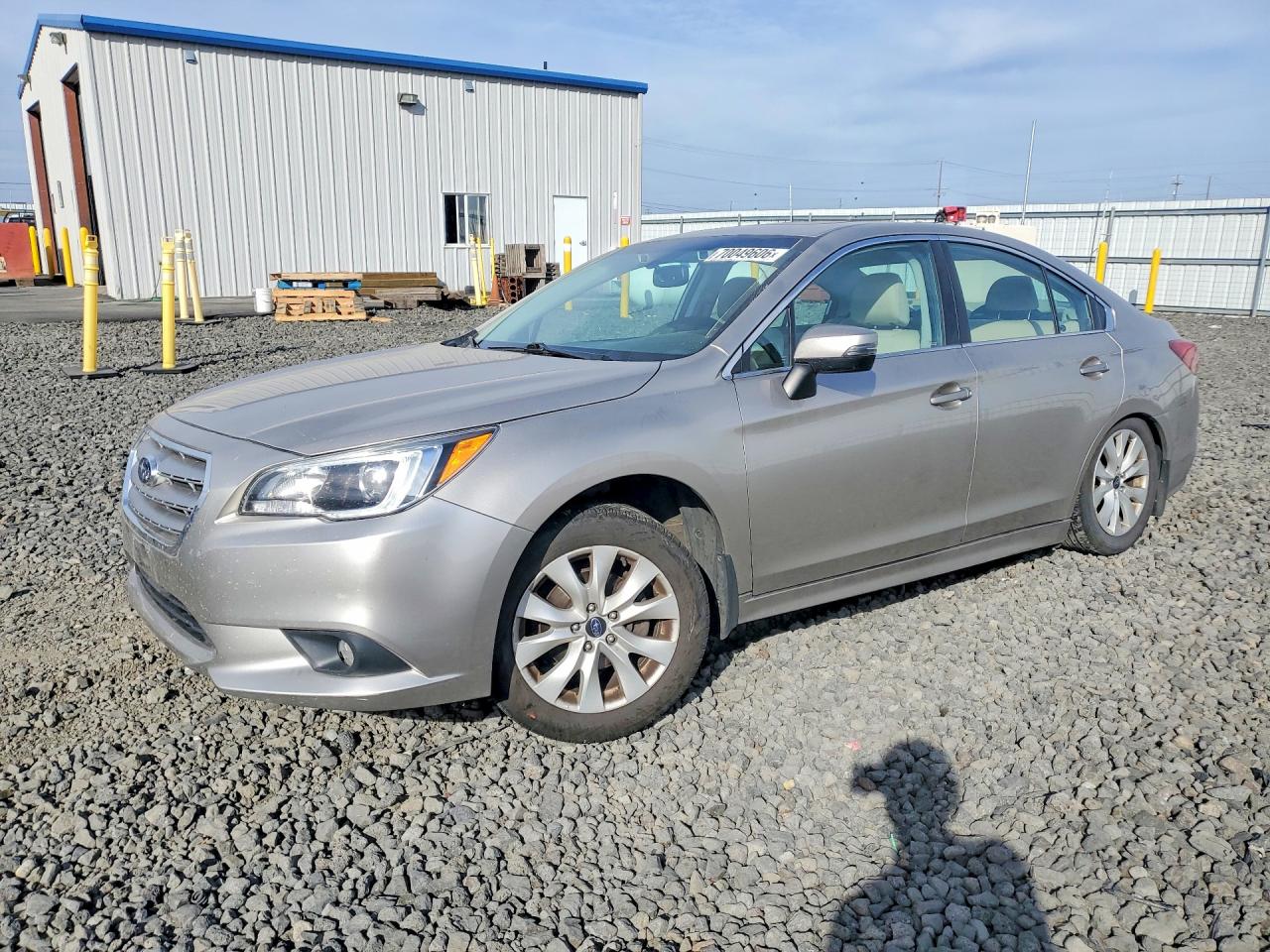 Photo of the 2016 SUBARU LEGACY 2.5I PREMIUM