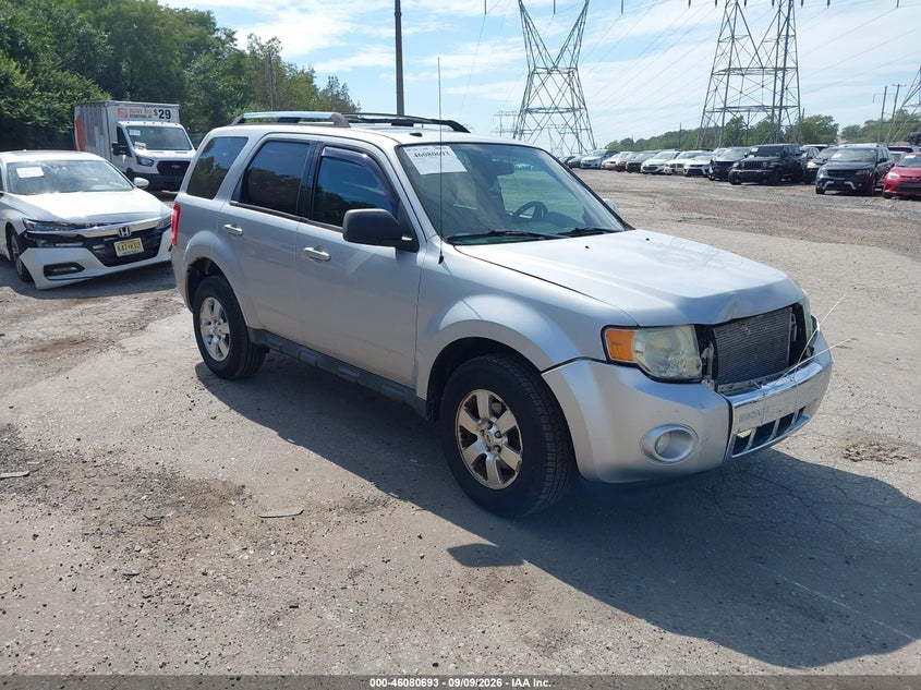 Photo of the 2011 FORD ESCAPE LIMITED