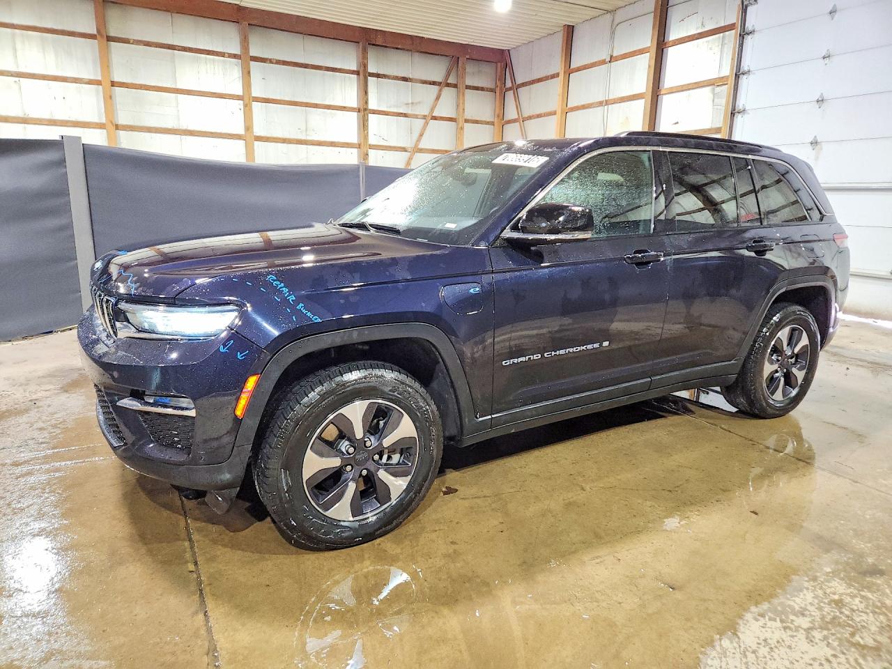 Photo of the 2024 JEEP GRAND CHEROKEE LIMITED 4XE