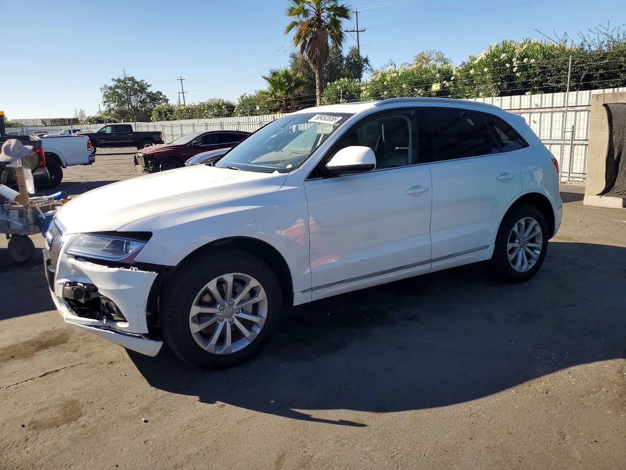 Photo of the 2014 AUDI Q5 PREMIUM PLUS