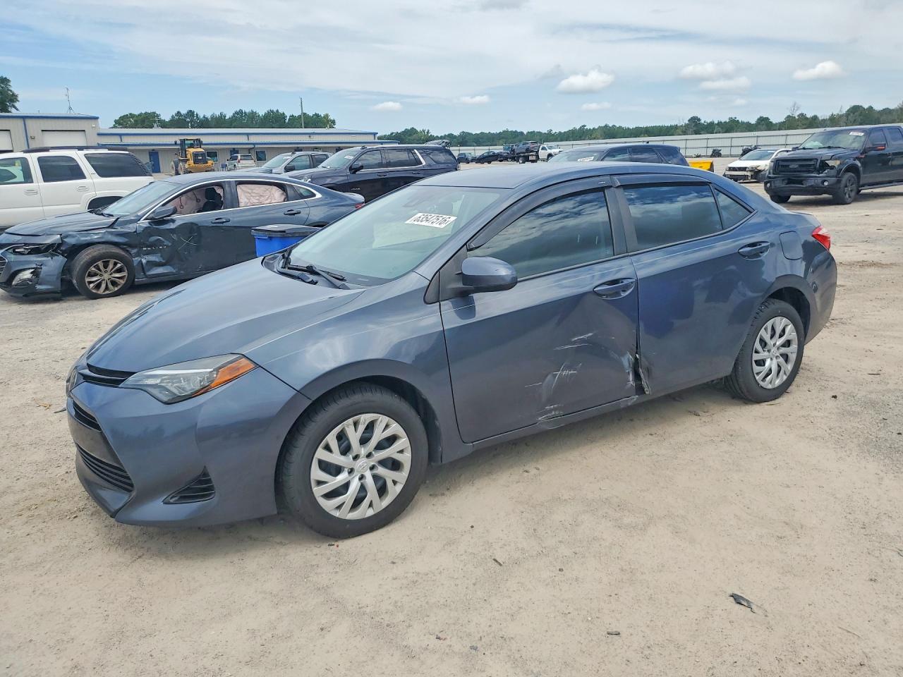 Photo of the 2018 TOYOTA COROLLA LE