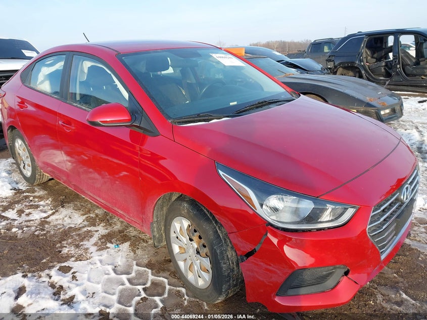 Photo of the 2019 HYUNDAI ACCENT SE