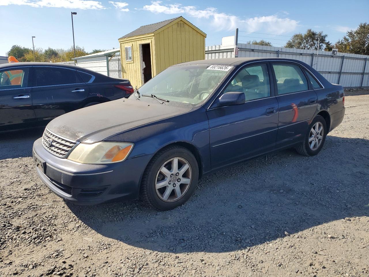Photo of the 2003 TOYOTA AVALON XL