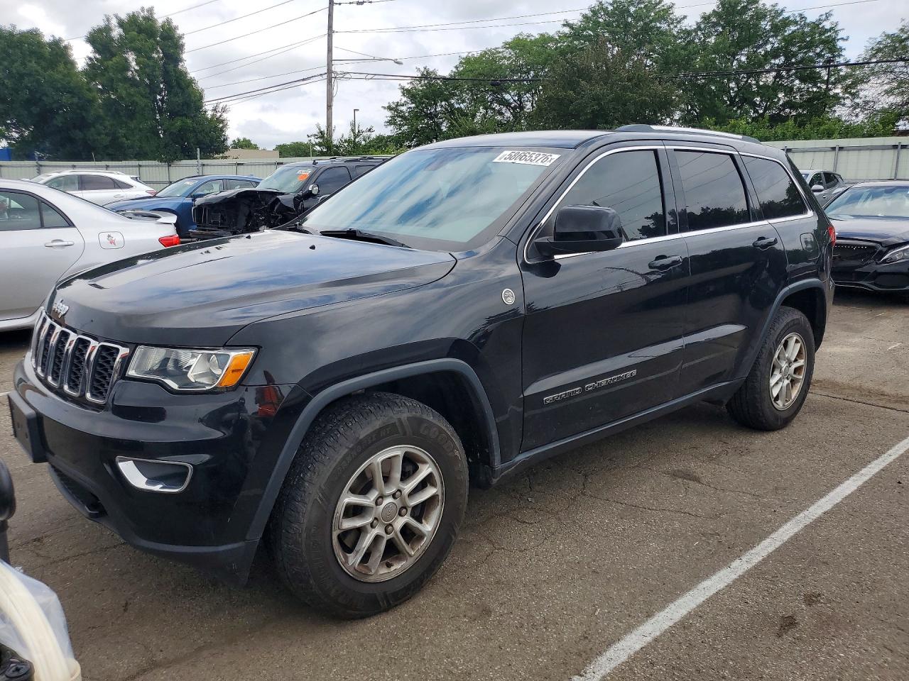 Photo of the 2018 JEEP GRAND CHEROKEE LAREDO