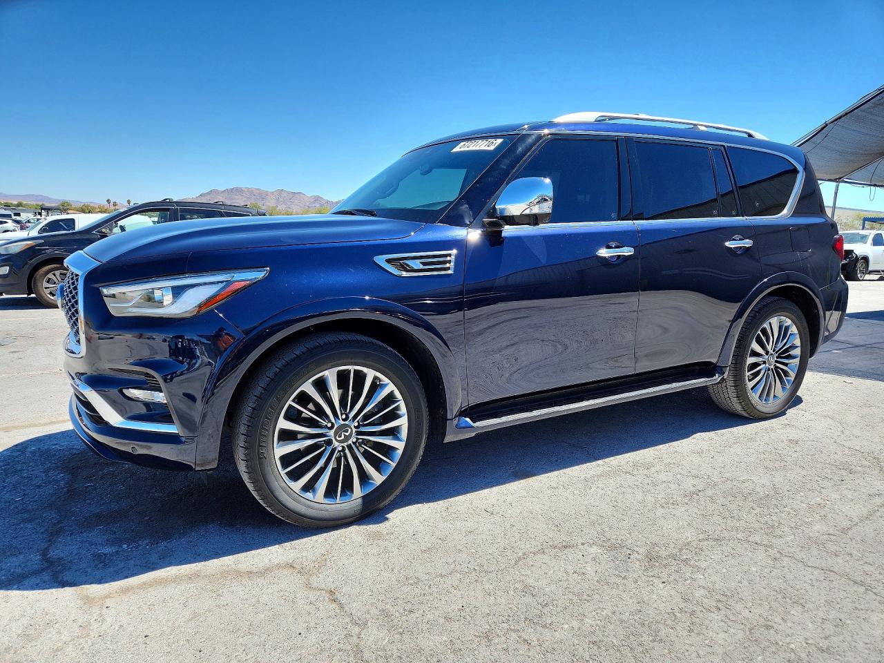 Photo of the 2019 INFINITI QX80 LUXE