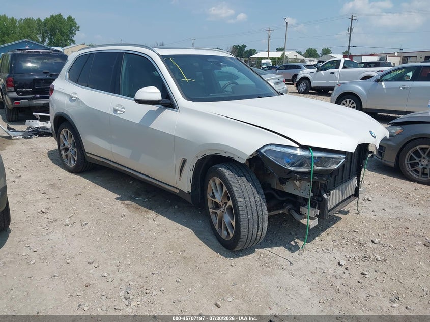Photo of the 2021 BMW X5 XDRIVE40I