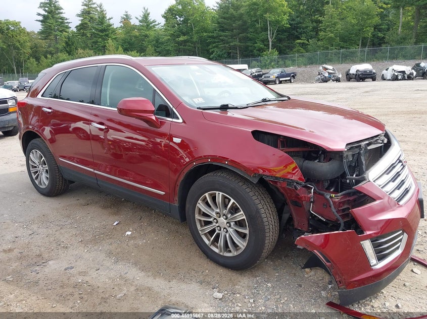 Photo of the 2017 CADILLAC XT5 LUXURY
