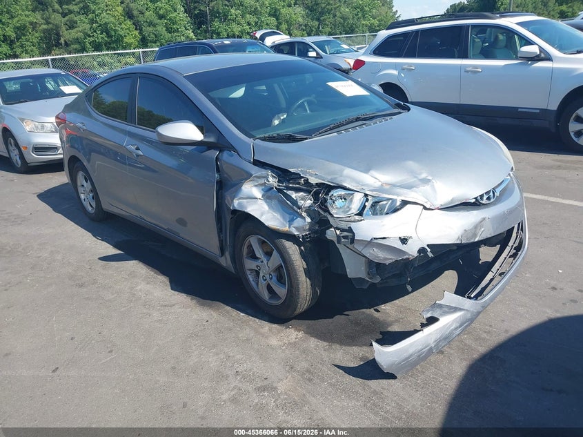 Photo of the 2014 HYUNDAI ELANTRA SE