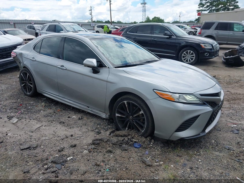 Photo of the 2020 TOYOTA CAMRY XSE