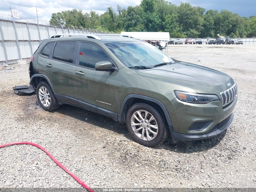 Photo of the 2020 JEEP CHEROKEE LATITUDE FWD