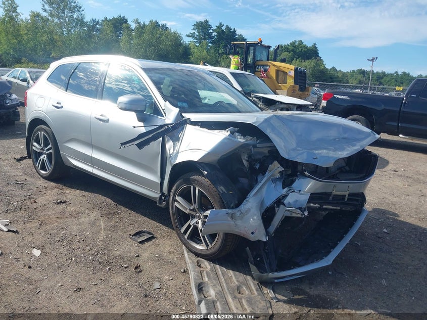 Photo of the 2018 VOLVO XC60 T5 MOMENTUM