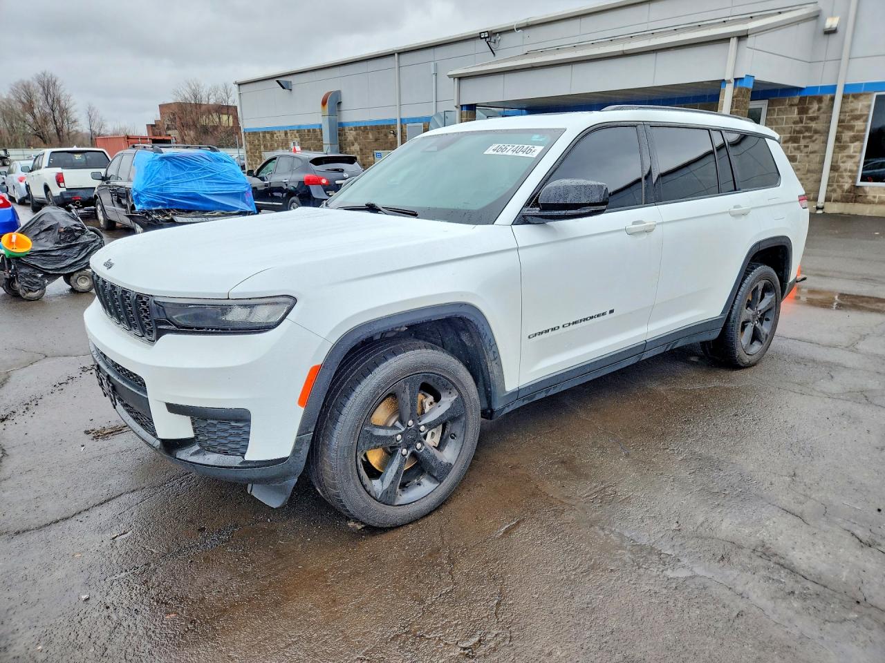 Photo of the 2021 JEEP GRAND CHEROKEE L LAREDO
