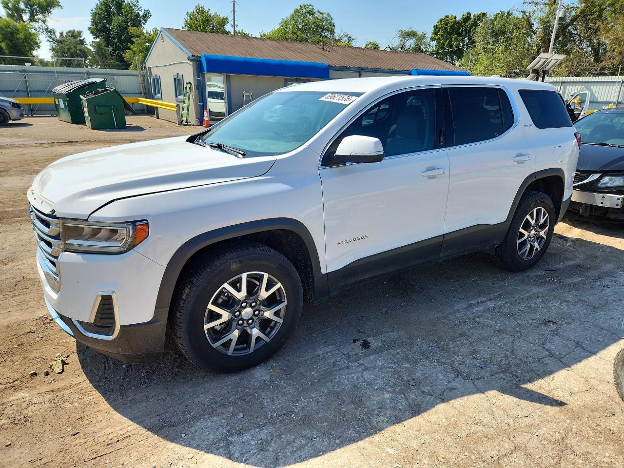 Photo of the 2021 GMC ACADIA SLE