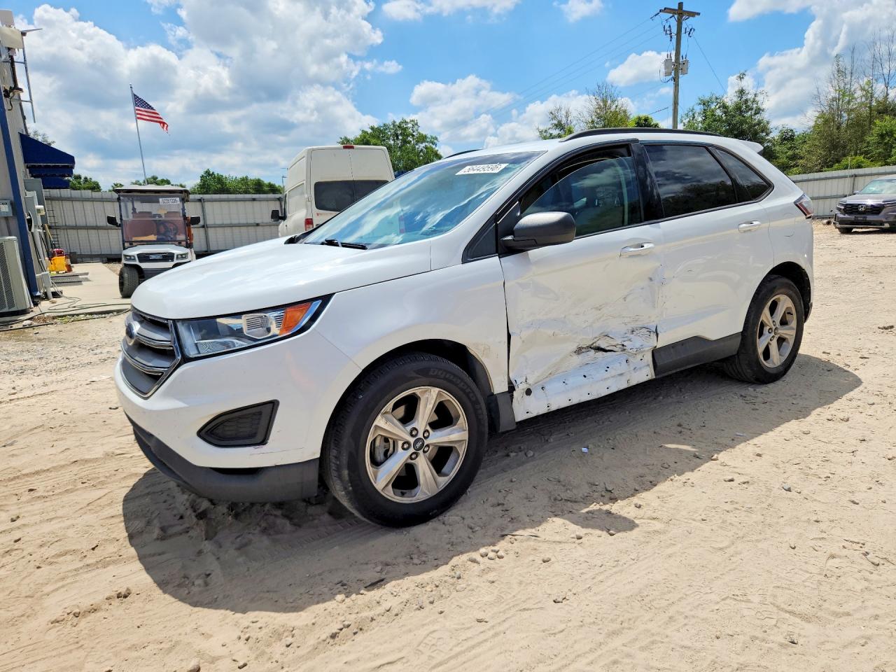 Photo of the 2015 FORD EDGE SE