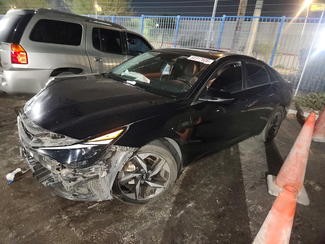 Photo of the 2022 HYUNDAI ELANTRA LIMITED