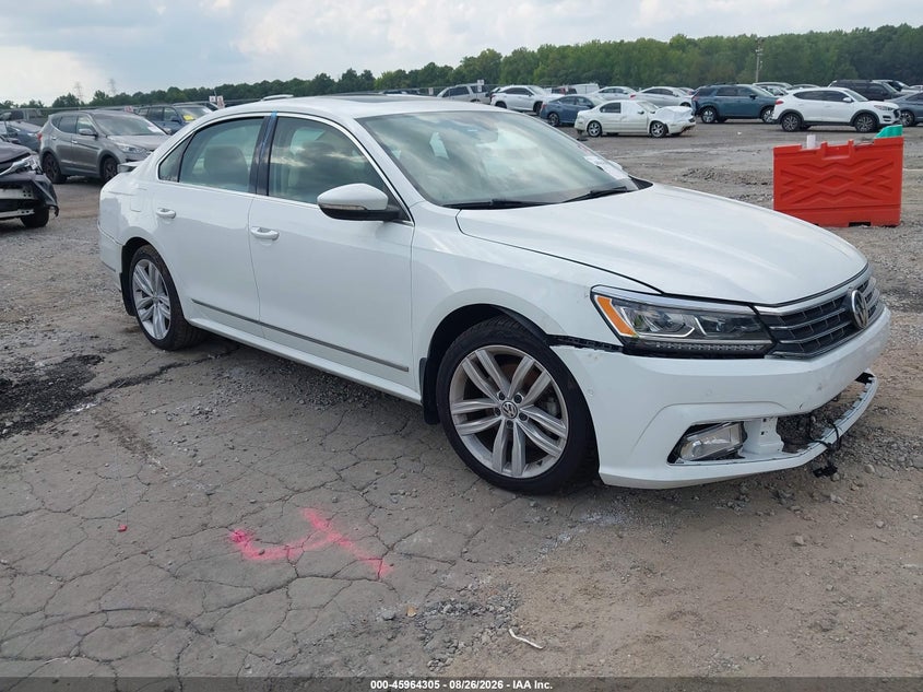 Photo of the 2018 VOLKSWAGEN PASSAT 2.0T SEL PREMIUM