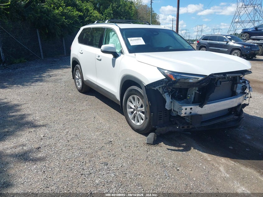 Photo of the 2025 TOYOTA GRAND HIGHLANDER XLE