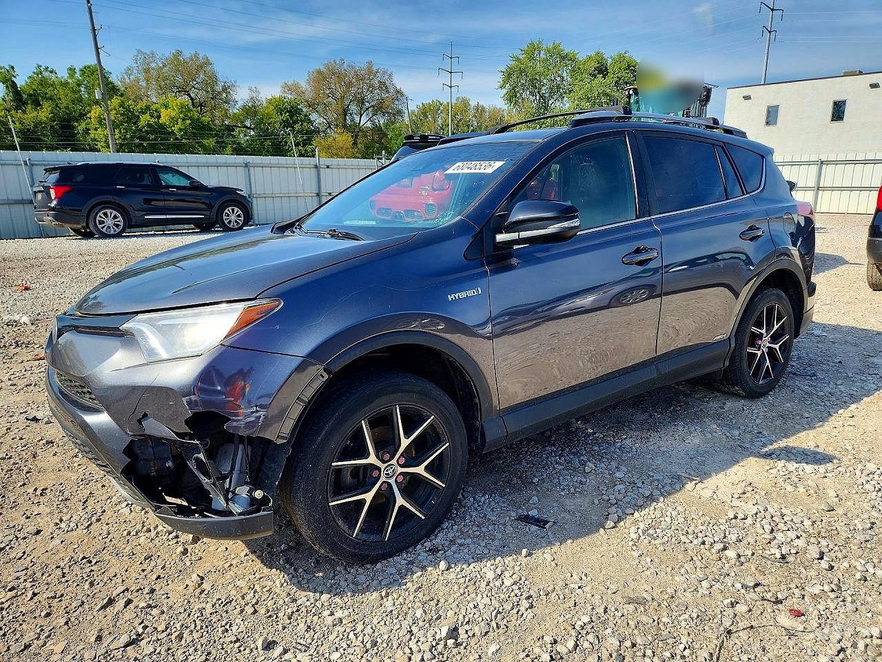 Photo of the 2017 TOYOTA RAV4 HV SE