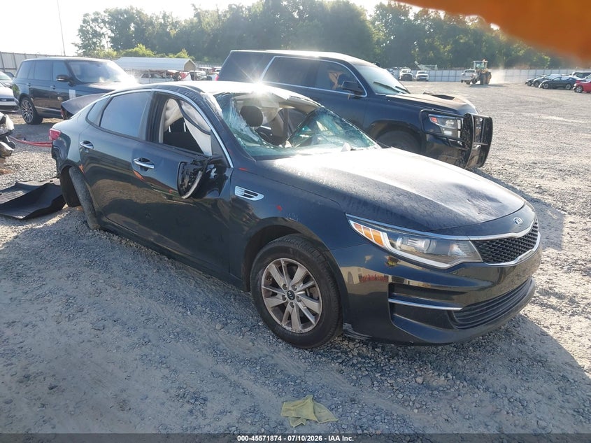 Photo of the 2016 KIA OPTIMA LX