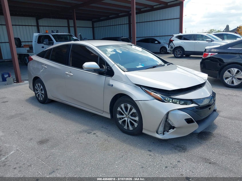 Photo of the 2020 TOYOTA PRIUS PRIME XLE