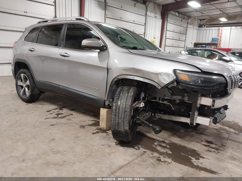 Photo of the 2019 JEEP CHEROKEE LIMITED FWD