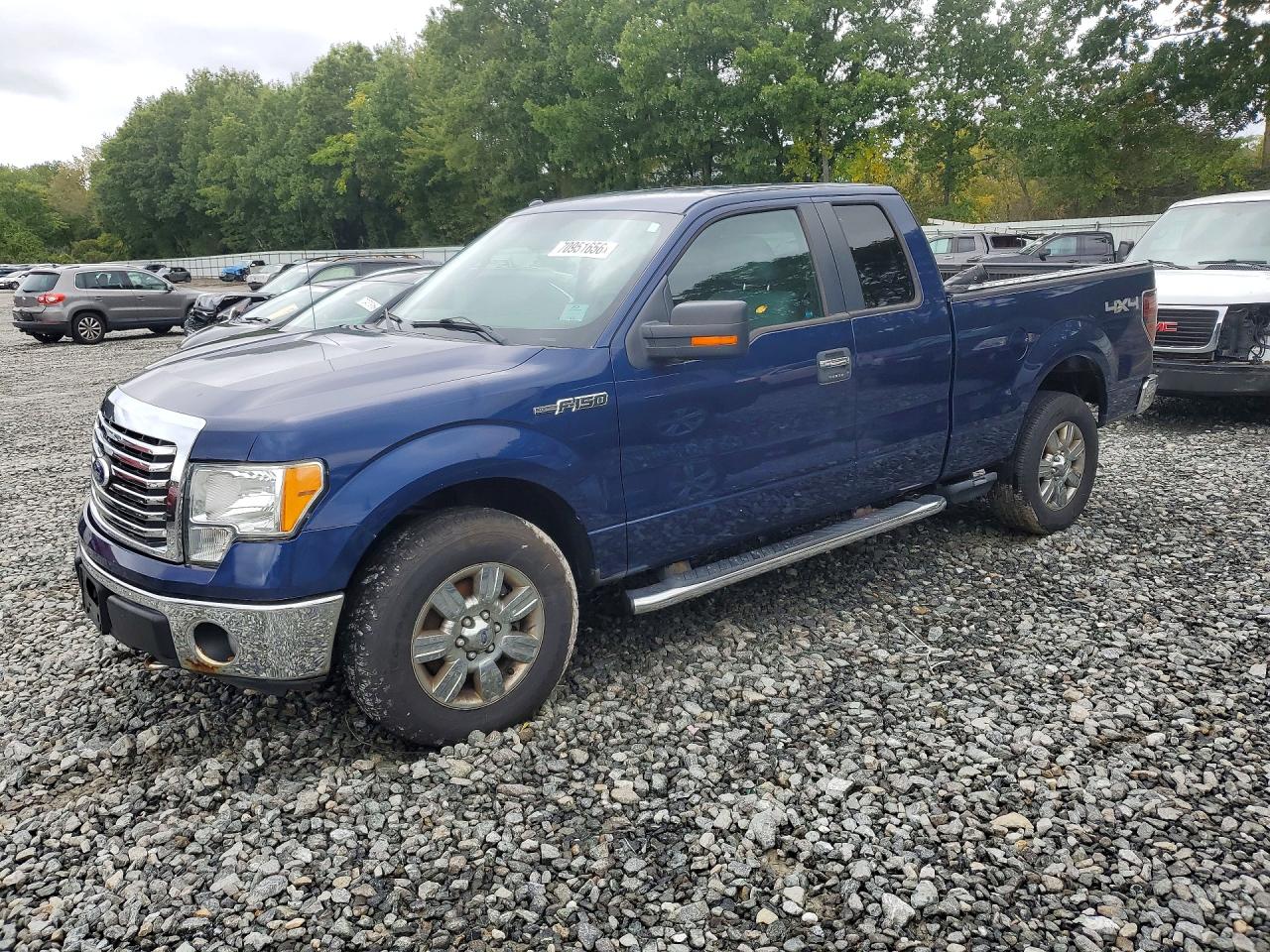 Photo of the 2011 FORD F150 SUPER CAB