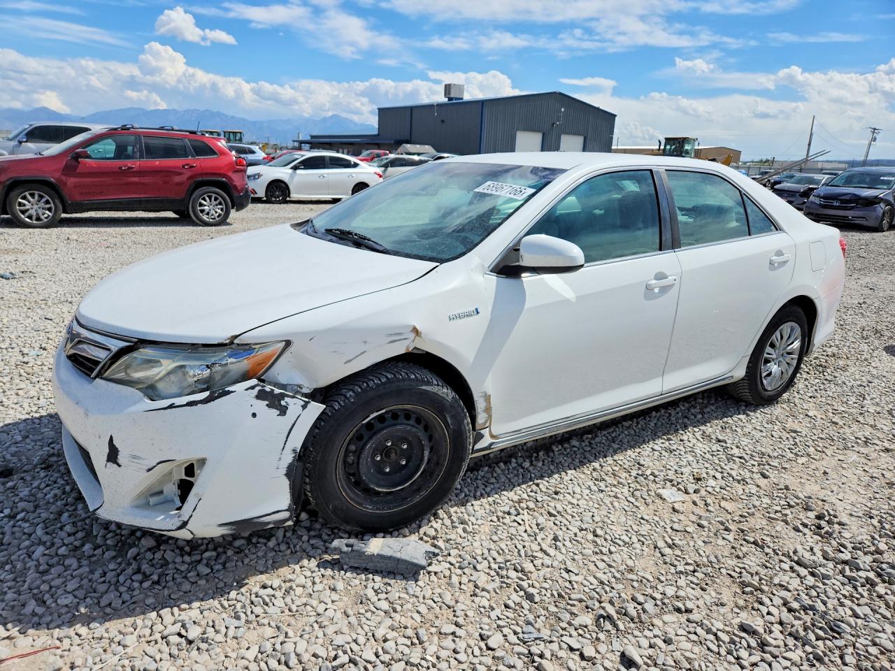 Photo of the 2013 TOYOTA CAMRY HYBRID LE