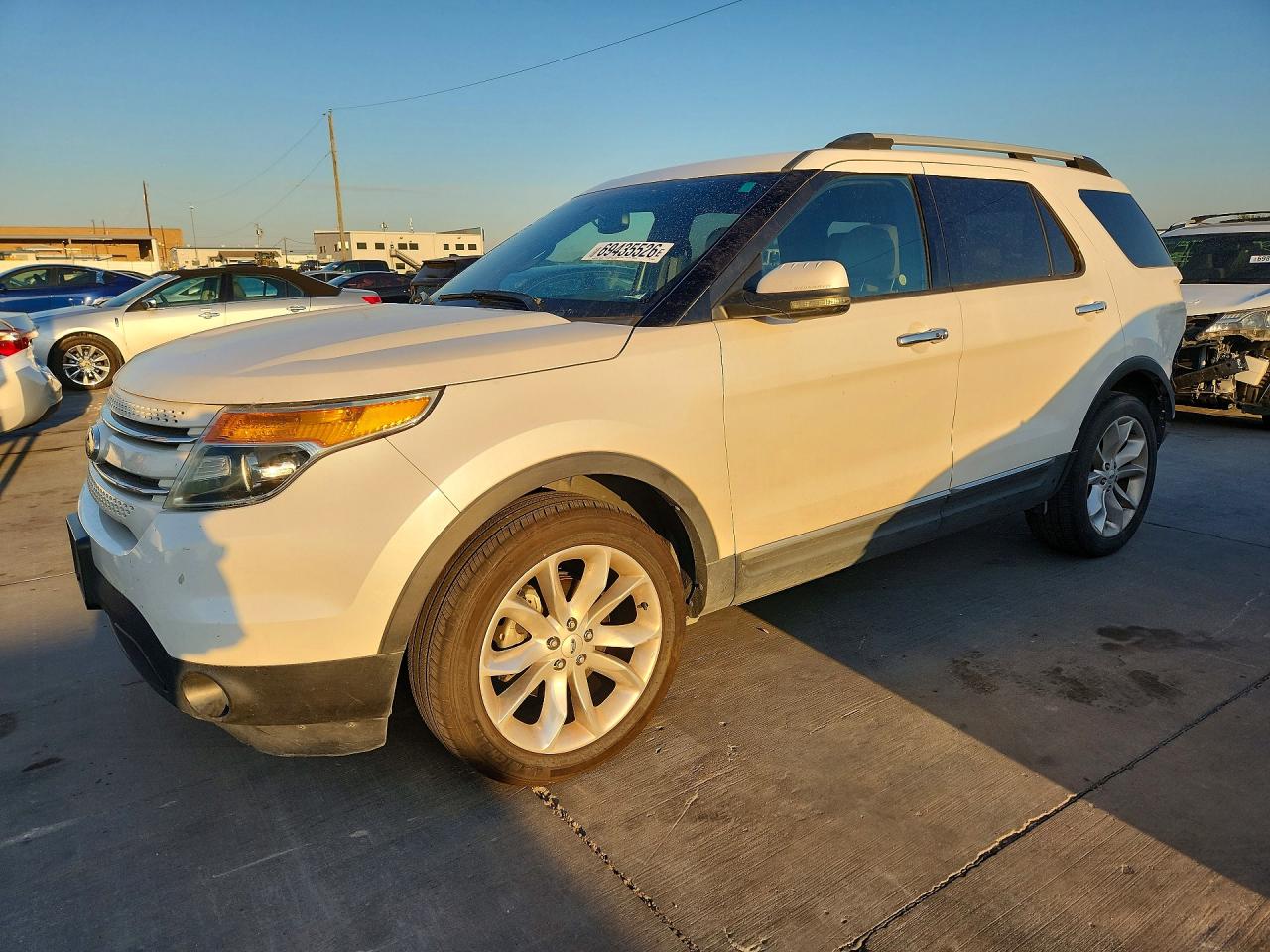 Photo of the 2013 FORD EXPLORER LIMITED