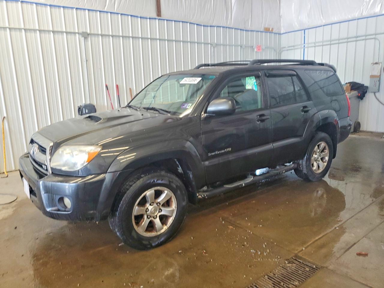 Photo of the 2006 TOYOTA 4RUNNER SPORT EDITION
