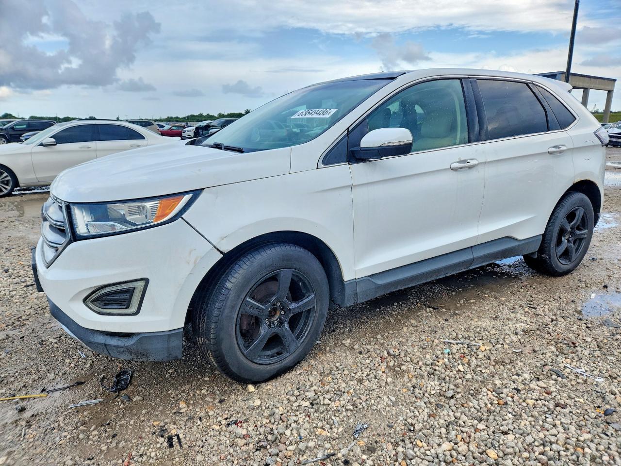 Photo of the 2016 FORD EDGE SEL