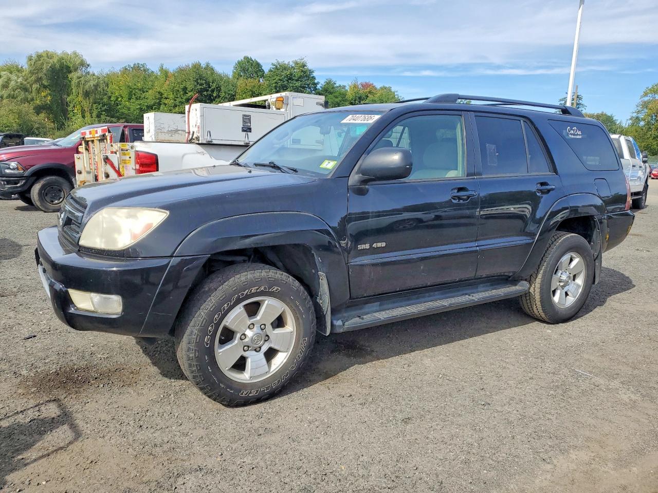 Photo of the 2004 TOYOTA 4RUNNER SR5