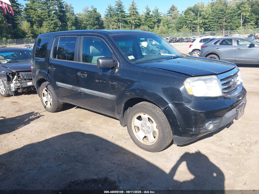 Photo of the 2014 HONDA PILOT LX