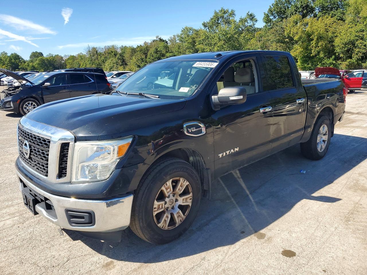 Photo of the 2017 NISSAN TITAN S