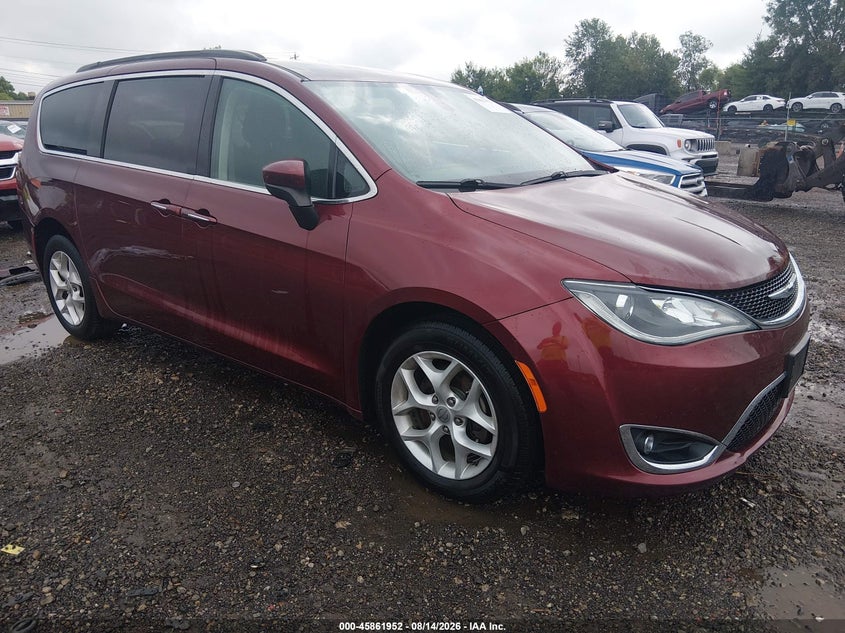 Photo of the 2017 CHRYSLER PACIFICA TOURING PLUS