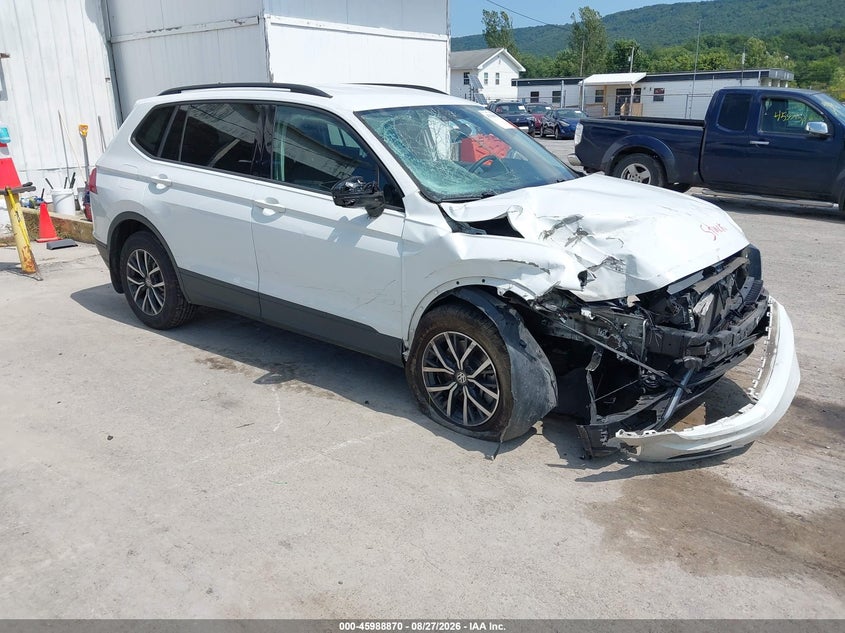Photo of the 2021 VOLKSWAGEN TIGUAN 2.0T S