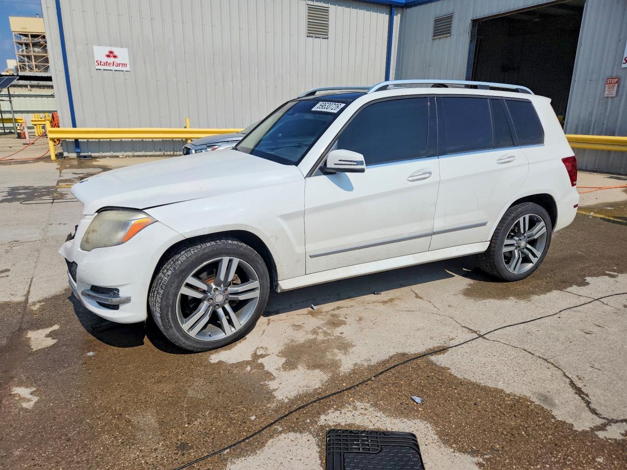 Photo of the 2015 MERCEDES-BENZ GLK 350