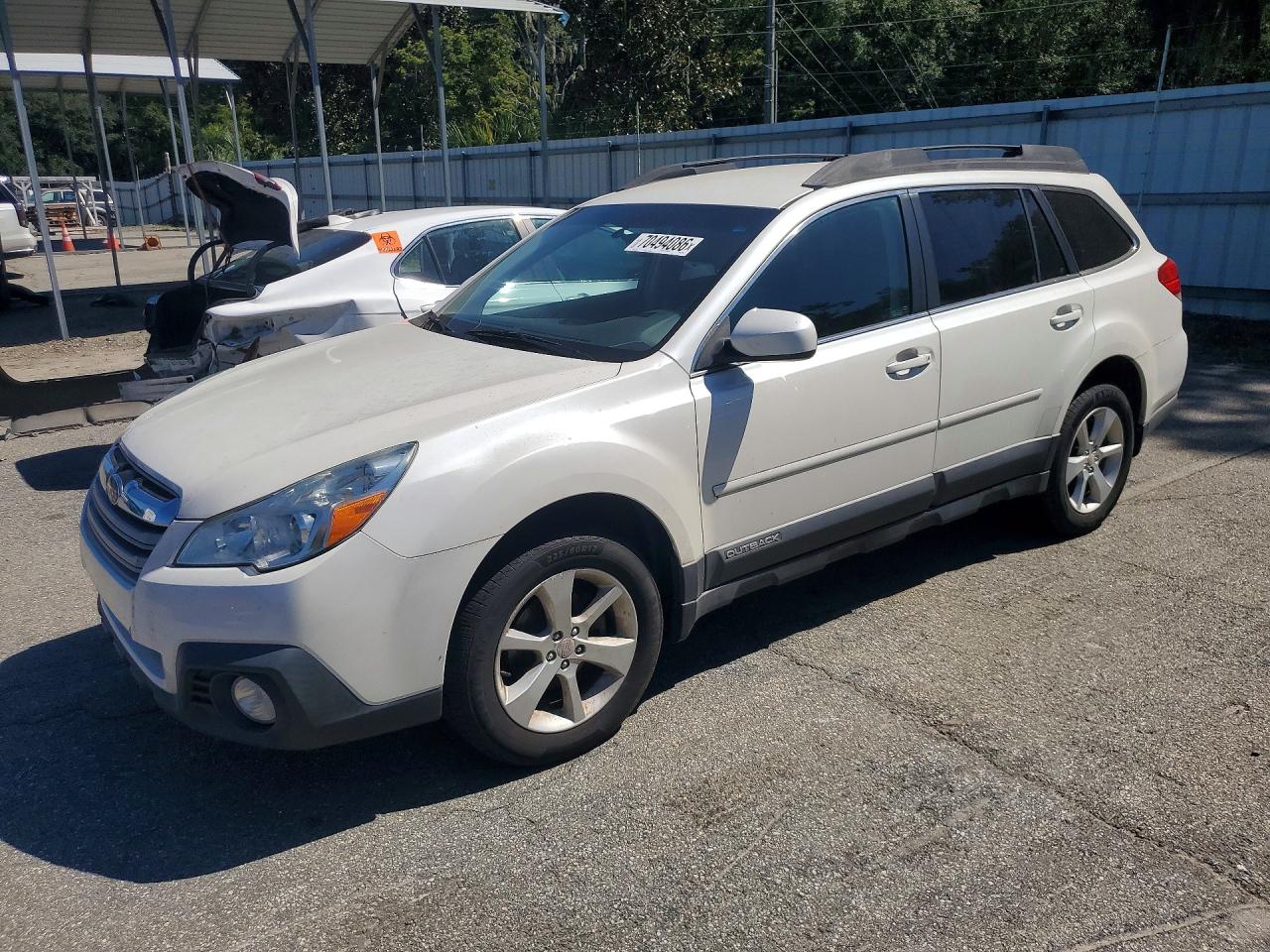 Photo of the 2013 SUBARU OUTBACK 2.5I PREMIUM