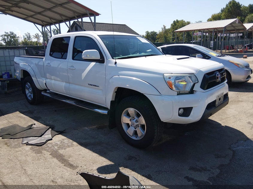 Photo of the 2015 TOYOTA TACOMA BASE V6