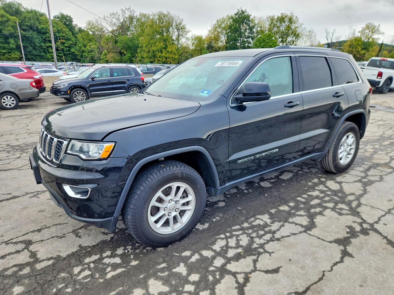Photo of the 2020 JEEP GRAND CHEROKEE LAREDO