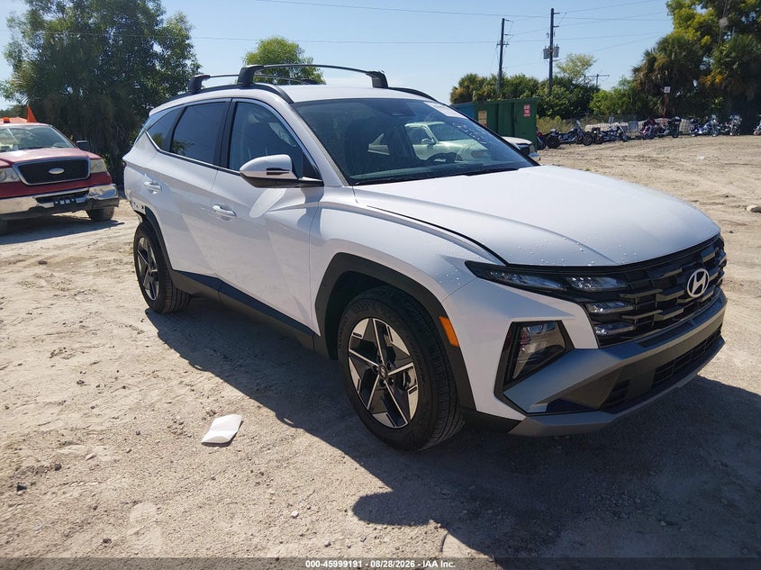 Photo of the 2026 HYUNDAI TUCSON SEL