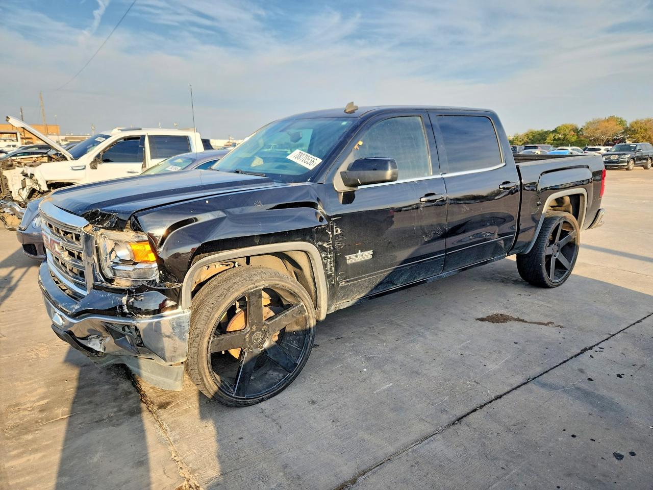 Photo of the 2014 GMC SIERRA C1500 SLE