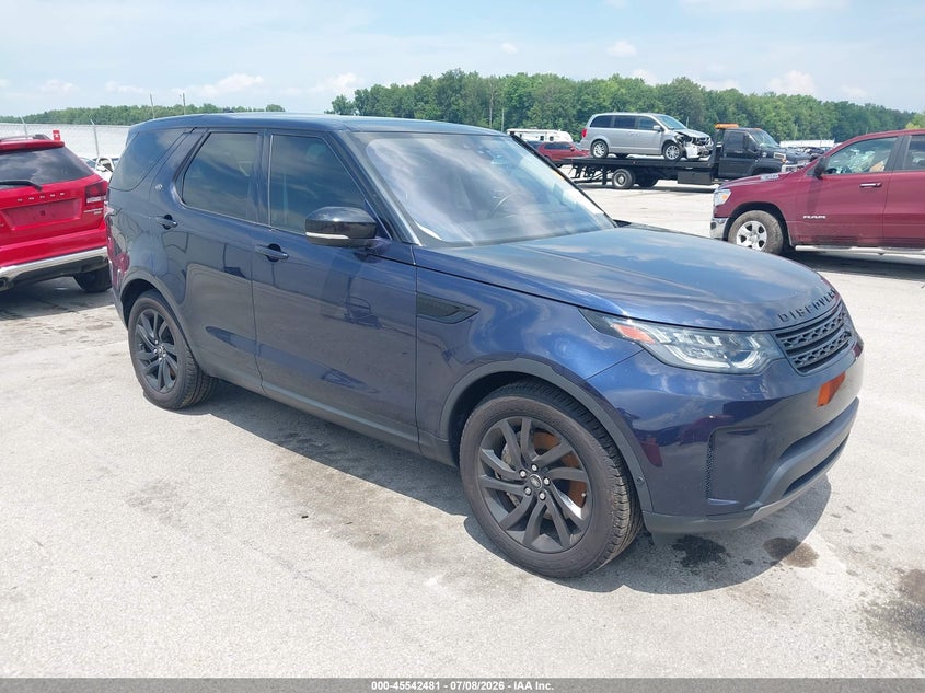 Photo of the 2019 LAND ROVER DISCOVERY SE